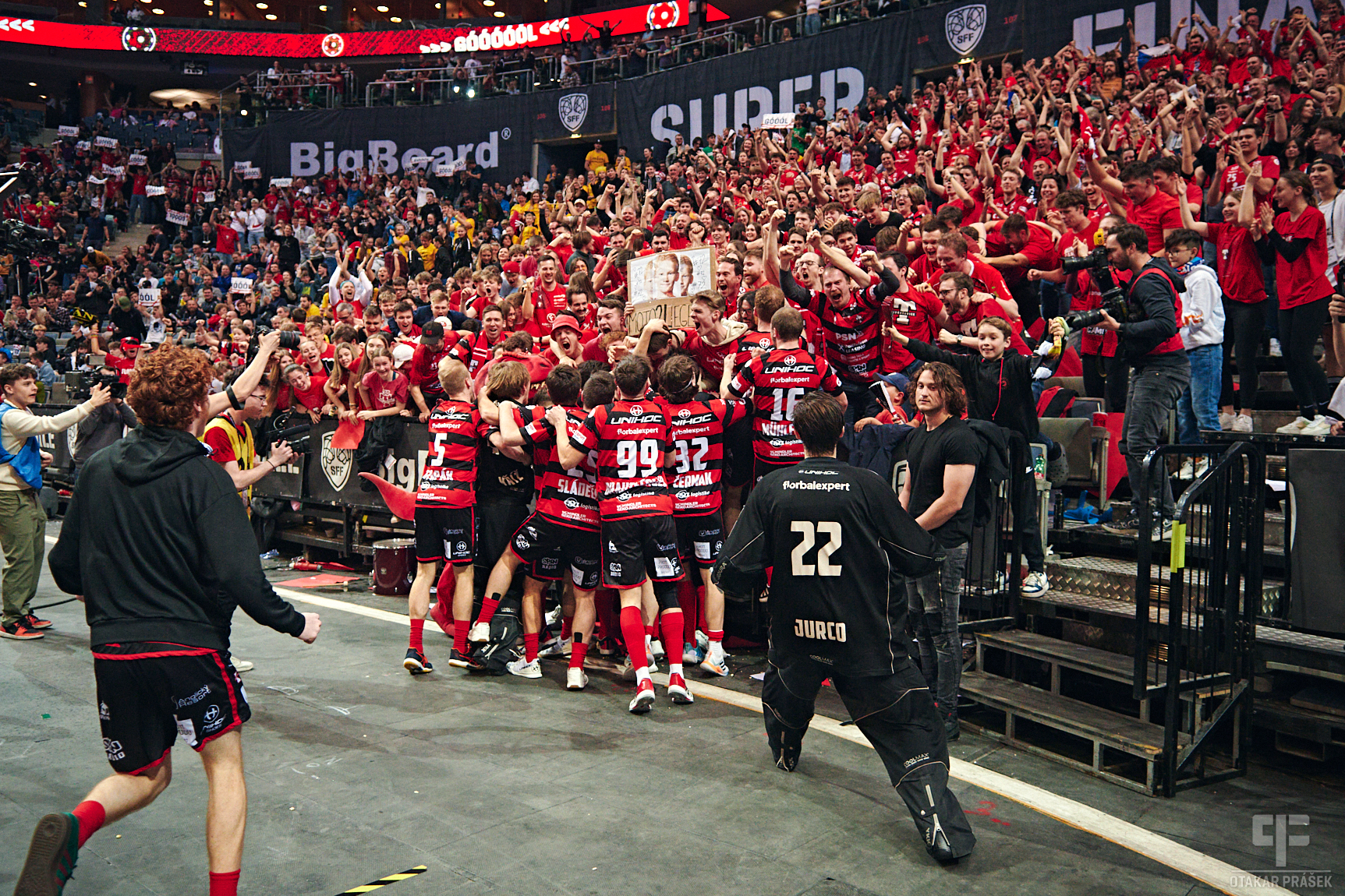 16.04.2023- O2 Aréna Praha - Superliga Muži - Superfinále 202